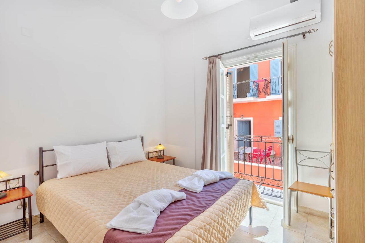 Ethrionplus Two Rooms Apartments Balconies 100 M From The Port Ερμούπολη Εξωτερικό φωτογραφία