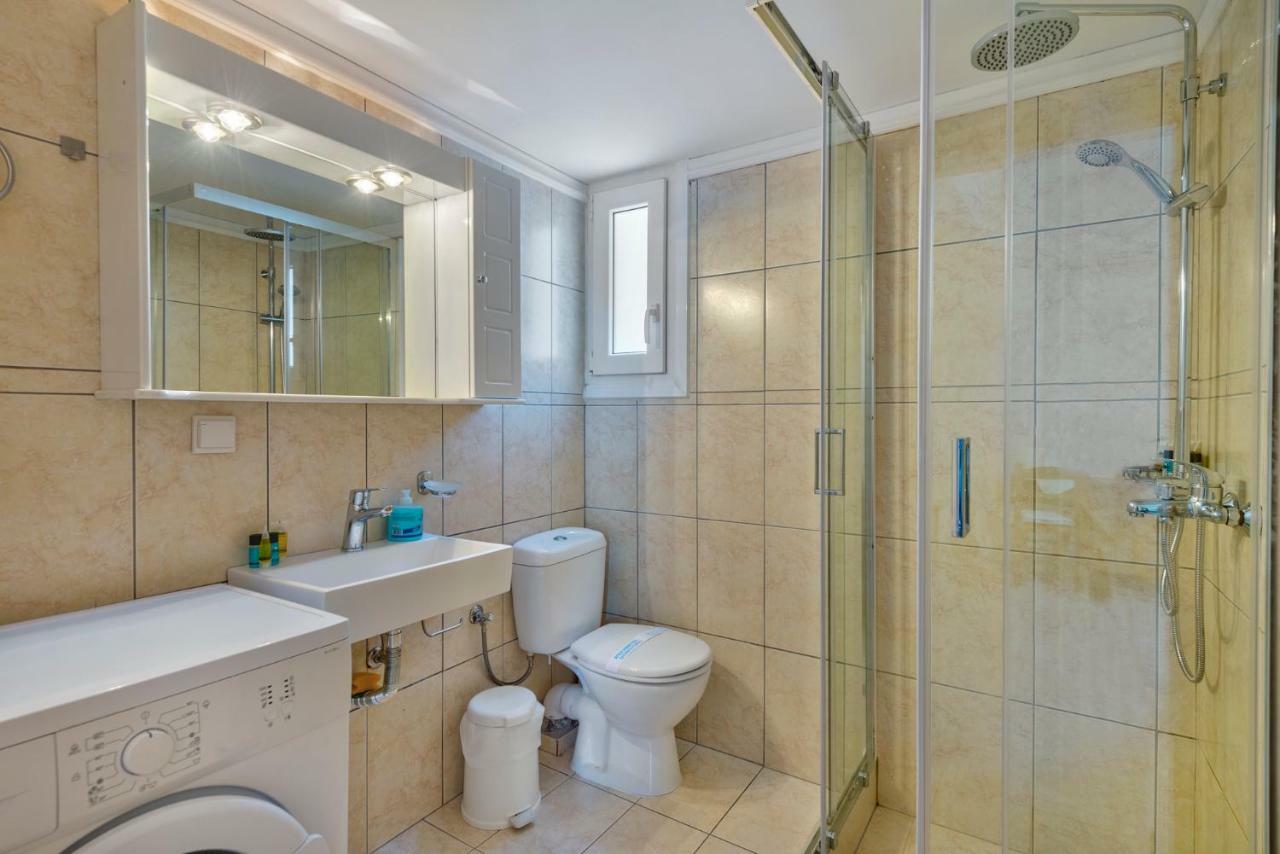 Ethrionplus Two Rooms Apartments Balconies 100 M From The Port Ερμούπολη Εξωτερικό φωτογραφία